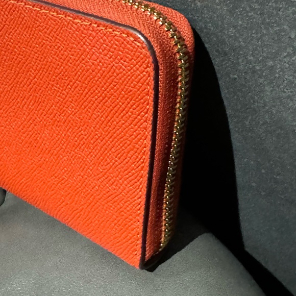 💯 EUC Coach Accordion Wrist Zip Wallet Orange - Picture 4 of 7